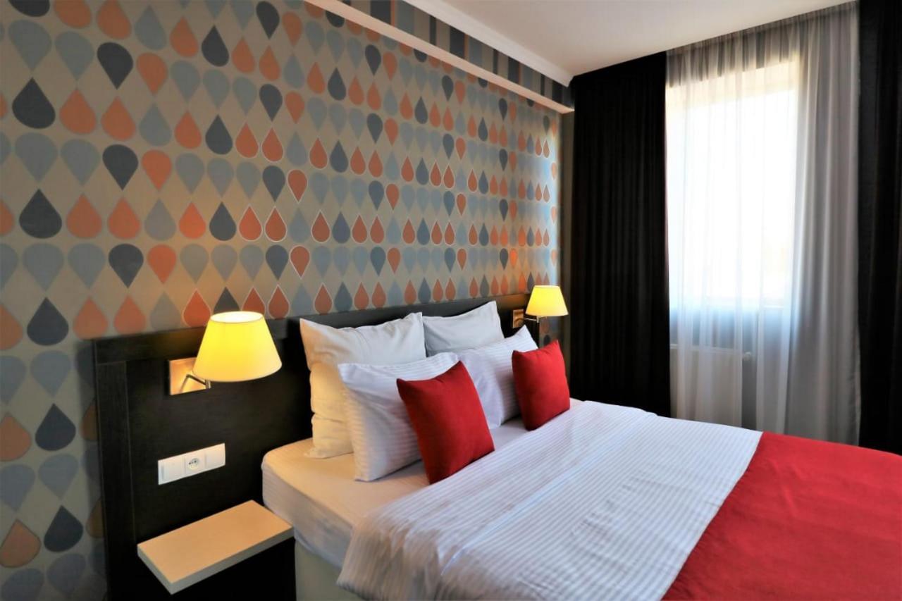East Gate Boutique Hotel Тбилиси Екстериор снимка