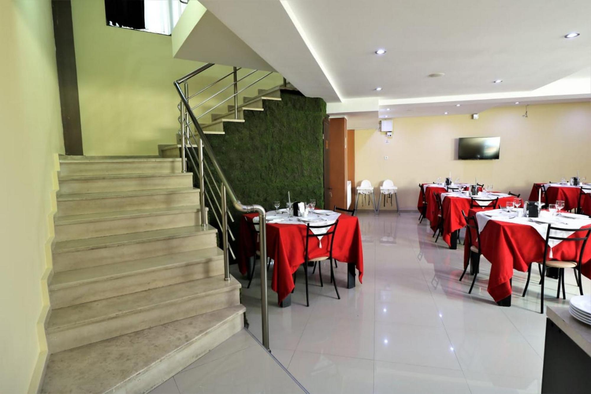 East Gate Boutique Hotel Тбилиси Екстериор снимка